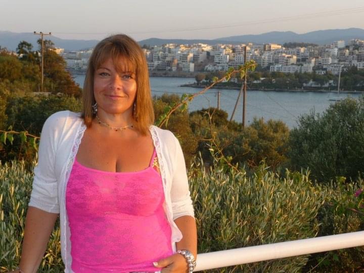Mel Harris in Greece
